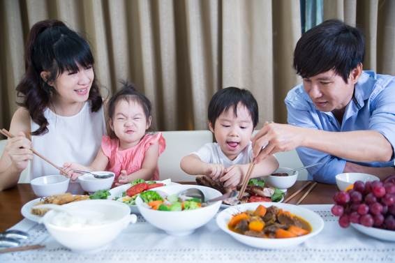 Minh Hà bật mí tuyệt chiêu nuôi con đạt chuẩn cân nặng - 2 Minh Hà bật mí tuyệt chiêu nuôi con đạt chuẩn cân nặng - 2