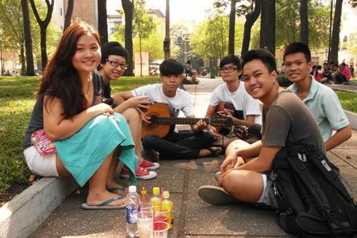 Bạn thường làm gì khi “hẹn hò” cùng café Bệt Sài Gòn - 2 Bạn thường làm gì khi “hẹn hò” cùng café Bệt Sài Gòn - 2