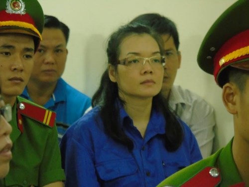 Huỳnh Thị Huyền Như lại ra tòa trong vụ chiếm đoạt 670 tỷ của ACB - 2 Huỳnh Thị Huyền Như.
