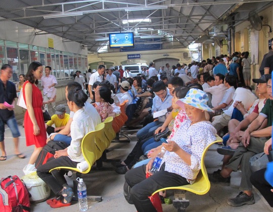 Các chuyên gia cảnh báo về những ngộ nhận chữa ung thư - 2 Bệnh nhân ung thư đang ngày càng gia tăng.