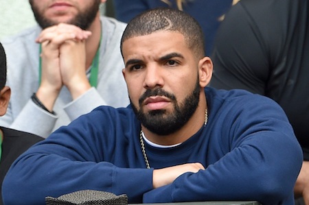 Nhà sản xuất cũ đâm đơn kiện Drake tội hành hung - 3 Vụ kiện của Drake đang gây “bão” dư luận