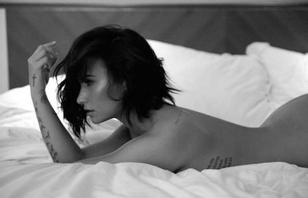 Demi Lovato tung ảnh nude gợi cảm quảng bá ca khúc mới - 3 Demi khoe thân hình sexy, quyến rũ