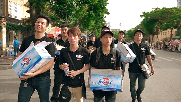 Kỳ thi THPT quốc gia 2016 - phụ huynh không còn vất vả chờ con thi - 3 Kỳ thi THPT quốc gia 2016 - phụ huynh không còn vất vả chờ con thi - 3