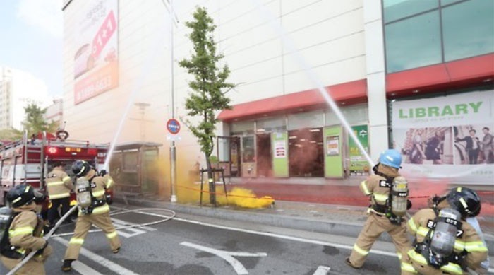 Cuộc tập trận khiến Triều Tiên nổi đóa - 4 Ảnh: Yonhap