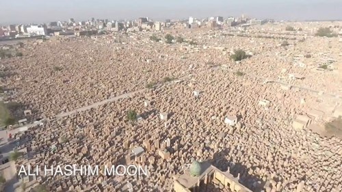Sự quá tải của nghĩa trang lớn nhất thế giới tại Iraq nhìn từ trên cao - 4 Sự quá tải của nghĩa trang lớn nhất thế giới tại Iraq nhìn từ trên cao - 4
