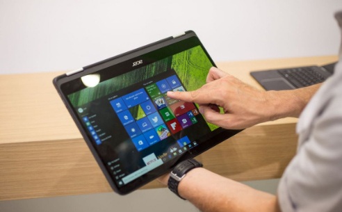 Top smartphone, smartwatch, laptop đỉnh nhất IFA 2016 - 5
Acer Spin 7