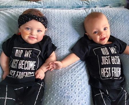 Phép lạ dành cho cặp sinh non nhỏ như búp bê - 4 Do sinh non, cặp đôi gặp phải vài vấn đề sức khỏe