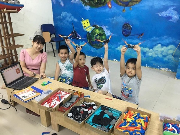 Đón hè tại Cung thiếu nhi HN - 3 Đón hè tại Cung thiếu nhi HN - 3