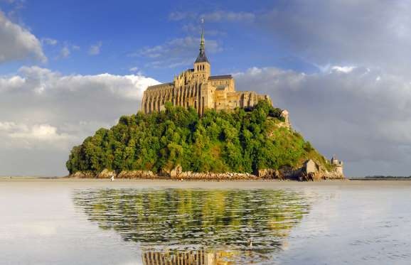 10 địa chỉ du lịch ấn tượng nhất thế giới - 6