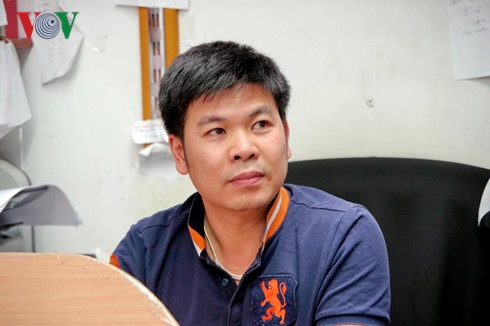 Chợ người Việt tại Warsawa - thủ đô của Ba Lan - 7 Anh Nguyễn Thanh Hoàn.