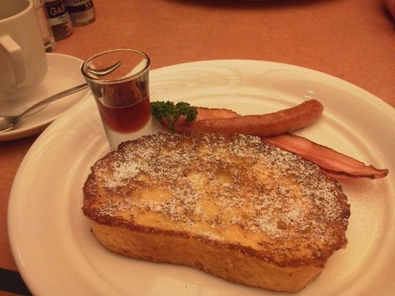 "Khó cưỡng" khi đến sân bay có đồ ăn ngon nhất thế giới - 7