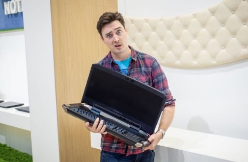 Top smartphone, smartwatch, laptop đỉnh nhất IFA 2016 - 7
Acer Predator 21X