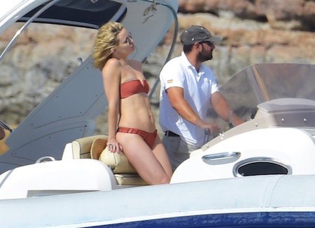 Bà mẹ hai con Kate Hudson tự tin diện bikini khiến fan “bỏng mắt” - 8 Kate Hudson từng bật mí, để có được số đo 3 vòng hoàn hảo như hiện tại, bà mẹ hai con đã phải rất nỗ lực luyện tập