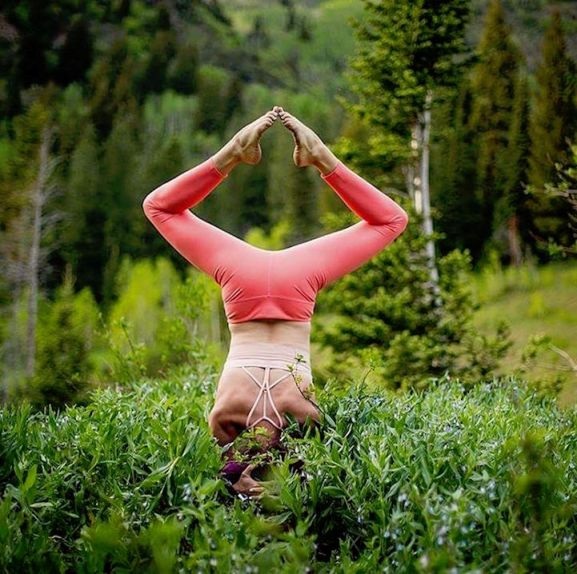 Các tư thế đẹp ngỡ ngàng của nghệ sĩ yoga - 8 Các tư thế đẹp ngỡ ngàng của nghệ sĩ yoga - 8