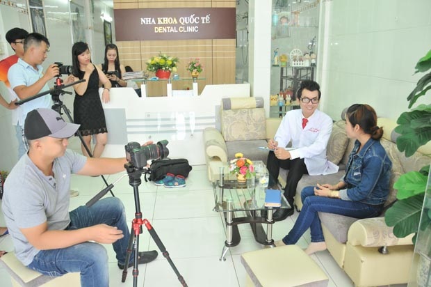 Hiện tại, Ký Quốc Đạt vừa hoàn thành việc quay hình cho chương trình Phong cách & Cuộc sống sắp tới.