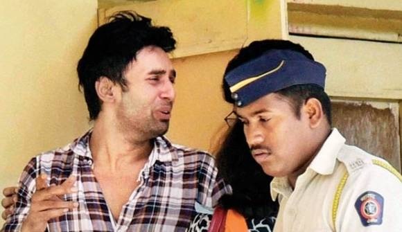 Bạn trai nói gì về việc “cô dâu 8 tuổi” bỏ thai trước khi tự vẫn? - 2
Rahul Raj Singh - bạn trai của Pratyusha Banerjee đã xác nhận chuyện bạn gái anh bỏ thai vào tháng 3/2016.