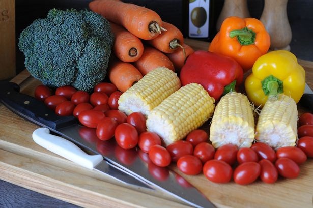 Thế giới sẽ ra sao khi 7 tỉ người thích ăn... rau quả? - 2