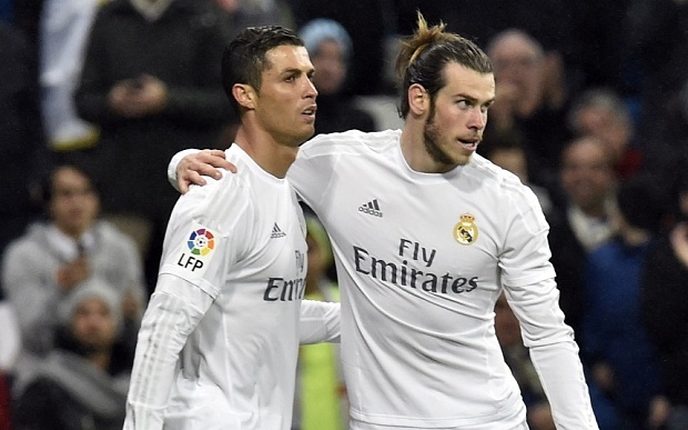 Gareth Bale gây ra mâu thuẫn nội bộ tại Real Madrid - 1
Bale đang đòi được tăng lương tại Real Madrid