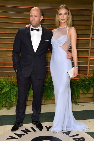 “Người vận chuyển” và bạn gái siêu mẫu: Cặp đôi hoàn hảo - 8
Jason Statham và Rosie Huntington-Whiteley được khen ngợi nhiều vì phong cách thời trang sành điệu khi sánh đôi cùng nhau