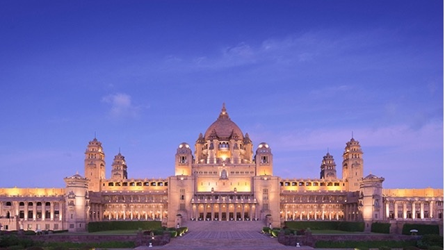 Khách sạn lâu đài xa hoa bậc nhất thế giới - 1