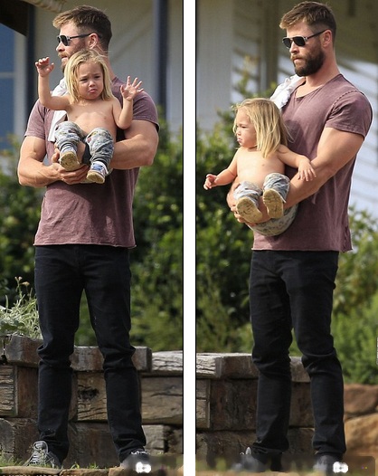 "Thần sấm" làm bố đảm - 4
Chris Hemsworth và vợ Elsa Pataky hài lòng với cuộc sống bình yên, ít bị thợ săn ảnh đeo bám tại Úc