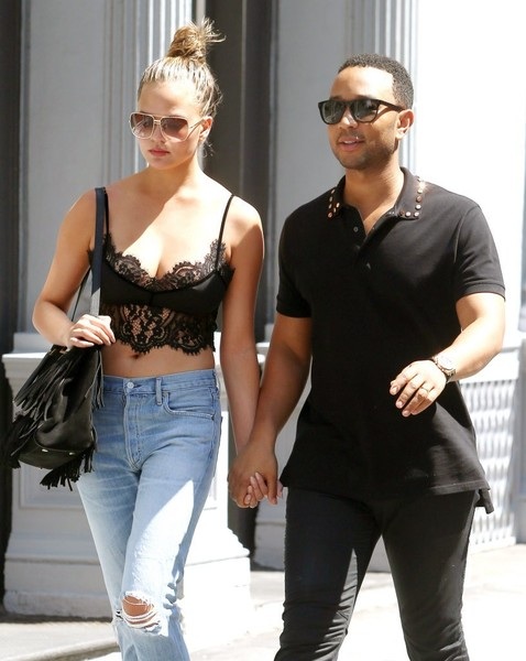 
Siêu mẫu và ca sỹ nổi tiếng kết hôn tại Ý vào năm 2013
