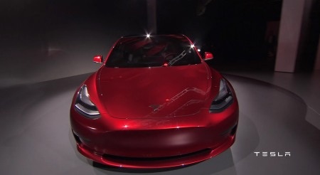 Tesla Model 3 trình làng, giá "mềm" - 14