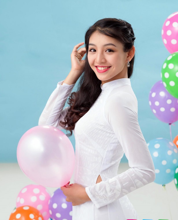 Làm thế nào khi có kẻ định “trồng cây si” suốt cả Tết? - 1
Giải ba - Miss Áo dài cuộc thi Nữ sinh Việt Nam duyên dáng 2015 Lê Thanh Tú
