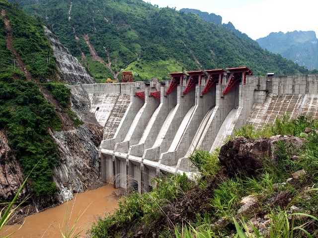 Hệ thống điện quốc gia có thêm 260 MW từ Thuỷ điện Huội Quảng - 1 Hệ thống điện quốc gia có thêm 260 MW từ Thuỷ điện Huội Quảng - 1