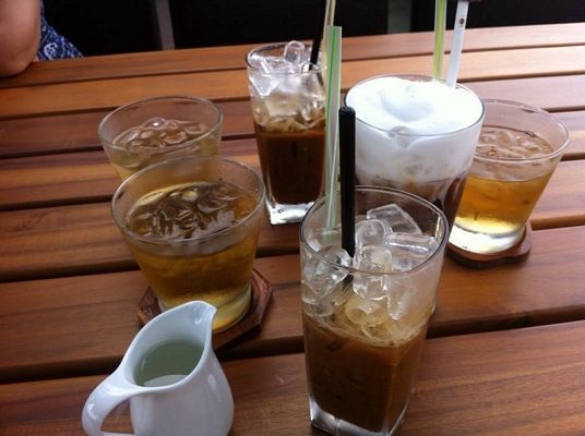 "Ốc đảo xanh" trong lòng Sài thành - 8 Sài Gòn cà phê sữa đá