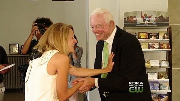 Điều không thể ngờ sau bức ảnh đám cưới hạnh phúc - 2 Điều không thể ngờ sau bức ảnh đám cưới hạnh phúc - 2