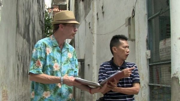 Câu chuyện của những người lính Mỹ trở lại Việt Nam - 5 Ông Jerry Quinn cùng thông dịch viên Việt Nam Hung Phan, người đã giúp nhiều người Mỹ tìm con bị thất lạc trong cuộc chiến tranh Việt Nam. (Nguồn: BBC)