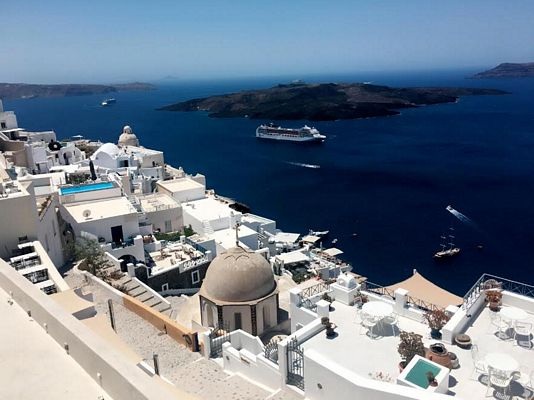 Santorini - đảo "thần tiên" đẹp nhất thế gian - 2