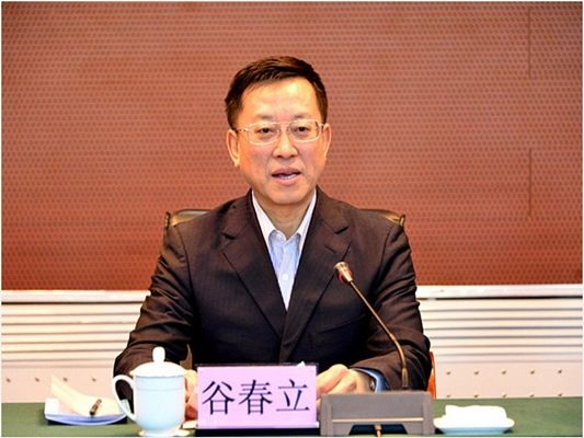 Quan chức xa hoa, trụy lạc bị "trảm" thẳng tay - 3