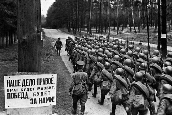 Khoảnh khắc Đức Quốc xã xâm lược Liên Xô vào tháng 6/1941 - 5 Khoảnh khắc Đức Quốc xã xâm lược Liên Xô vào tháng 6/1941 - 5