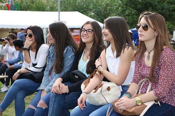 Hình ảnh ấn tượng về lễ hội Việt ở thủ đô Praha - 6