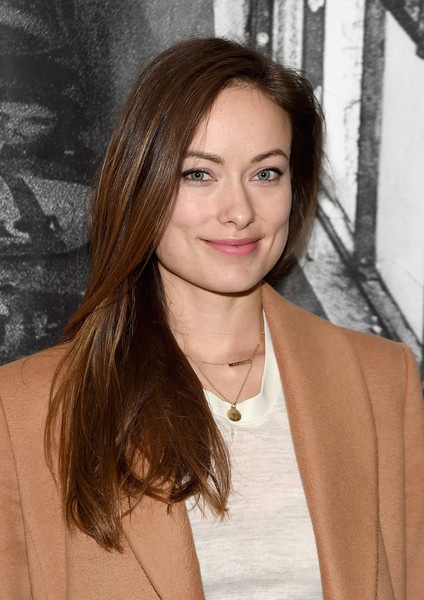 Sao và những kiểu tóc đẹp nhất năm 2015 - 13
Olivia Wilde và mái tóc dài nuột nà không bao giờ lỗi mốt
