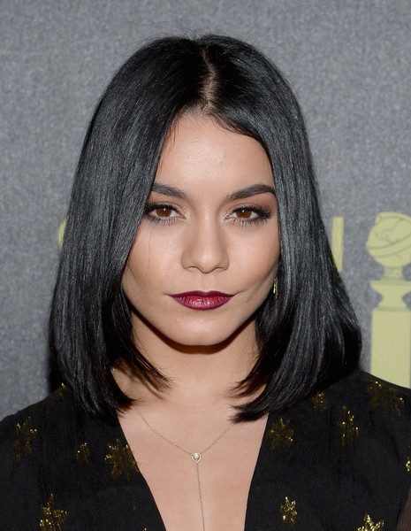 Sao và những kiểu tóc đẹp nhất năm 2015 - 6
Vanessa Hudgens thanh lịch với tóc ngắn rẽ ngôi giữa