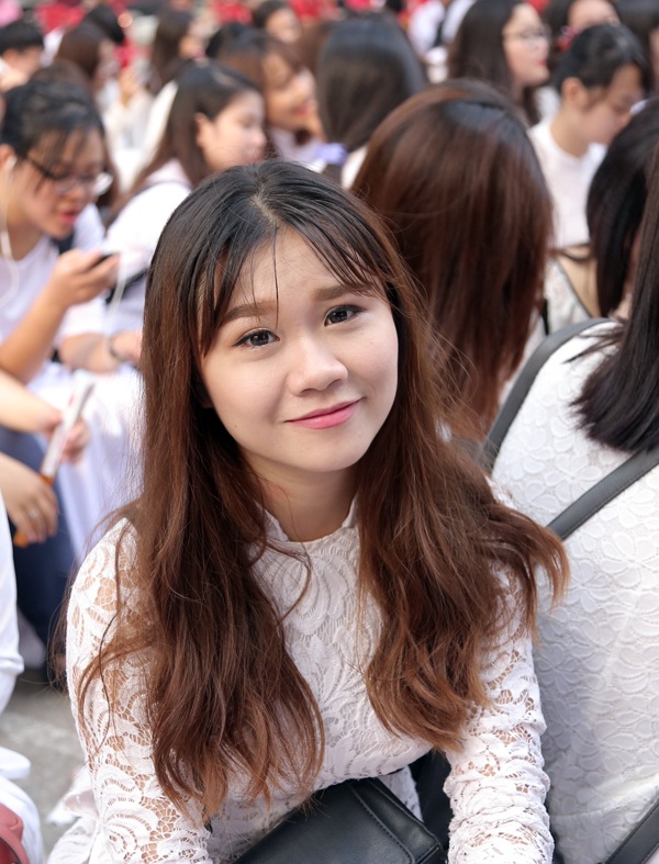 Ngắm nụ cười trong veo của nữ sinh Hà thành ngày khai trường - 5 Ngắm nụ cười trong veo của nữ sinh Hà thành ngày khai trường - 5