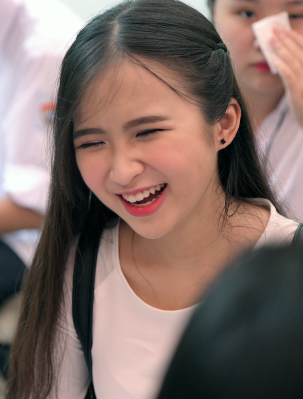 Ngắm nụ cười trong veo của nữ sinh Hà thành ngày khai trường - 8 Ngắm nụ cười trong veo của nữ sinh Hà thành ngày khai trường - 8