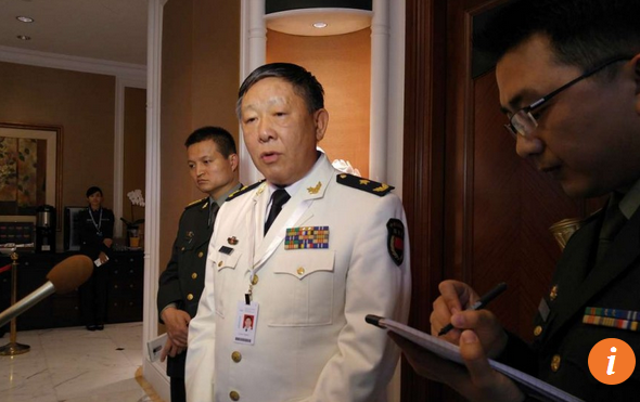 
Vụ trưởng Vụ Đối ngoại thuộc Bộ Quốc phòng Trung Quốc, Chuẩn Đô đốc Quan Hữu Phi, chủ trì. Ông Quan Hữu Phi trả lời phỏng vấn bên lề Đối thoại Shangri-La.(Ảnh: SCMP)
