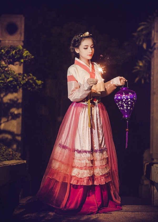 Thiếu nữ cosplay tuyệt đẹp đón Trung thu - 8
Hình tượng cô gái Hàn Quốc được Vũ Trà My thể hiện xuất sắc