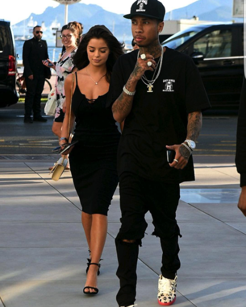 Bạn gái Rapper gốc Việt diện áo tắm bốc lửa - 7
Tyga được cho là chia tay em cô Kim vì không chung thủy khiến Kylie cảm thấy bất an khi ở bên