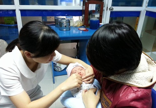 
Nếu thử nghiệm thành công, sẽ thay thế vắc xin đường uống bằng đường tiêm vào 2018
