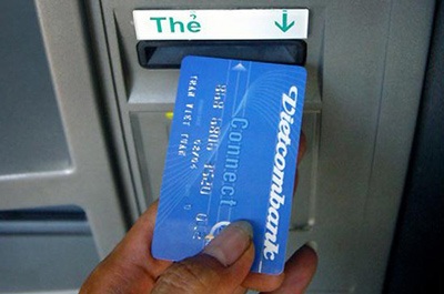 Vietcombank đổi thẻ mới cho chủ thẻ từng giao dịch trên website Vietnam Airlines - 1
Vietcombank đổi thẻ mới cho chủ thẻ từng giao dịch trên website Vietnam Airlines (ảnh minh họa).