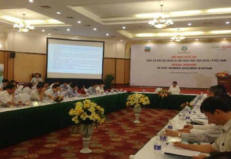 Hội thảo quốc gia đánh giá mức độ chuẩn bị sẵn sàng thực hiện REDD+ ở Việt Nam tại Hà Nội chiều 30/6.