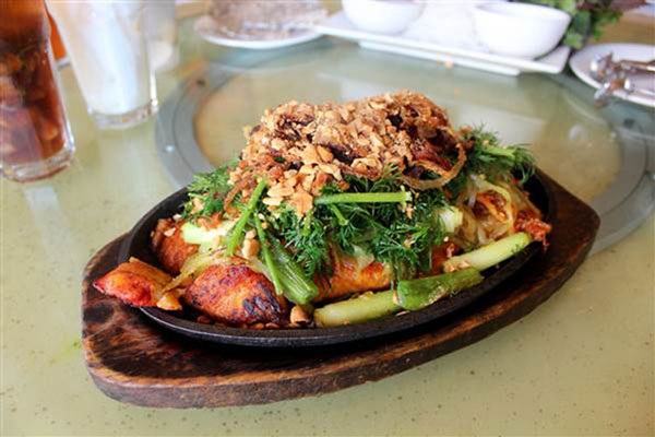 Nhà hàng Việt ở Little Saigon 35 năm vẫn lôi cuốn thực khách - 4 Nhà hàng Việt ở Little Saigon 35 năm vẫn lôi cuốn thực khách - 4