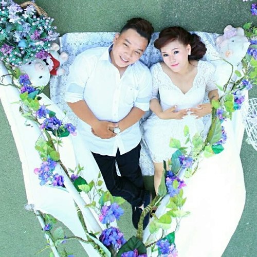 Chuyện tình 7 năm của cặp đôi được Yahoo “se duyên” - 1
Xuân Minh - Thu Ngân, cặp đôi được Yahoo se duyên