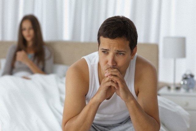 Bị người yêu chê... yếu - 1