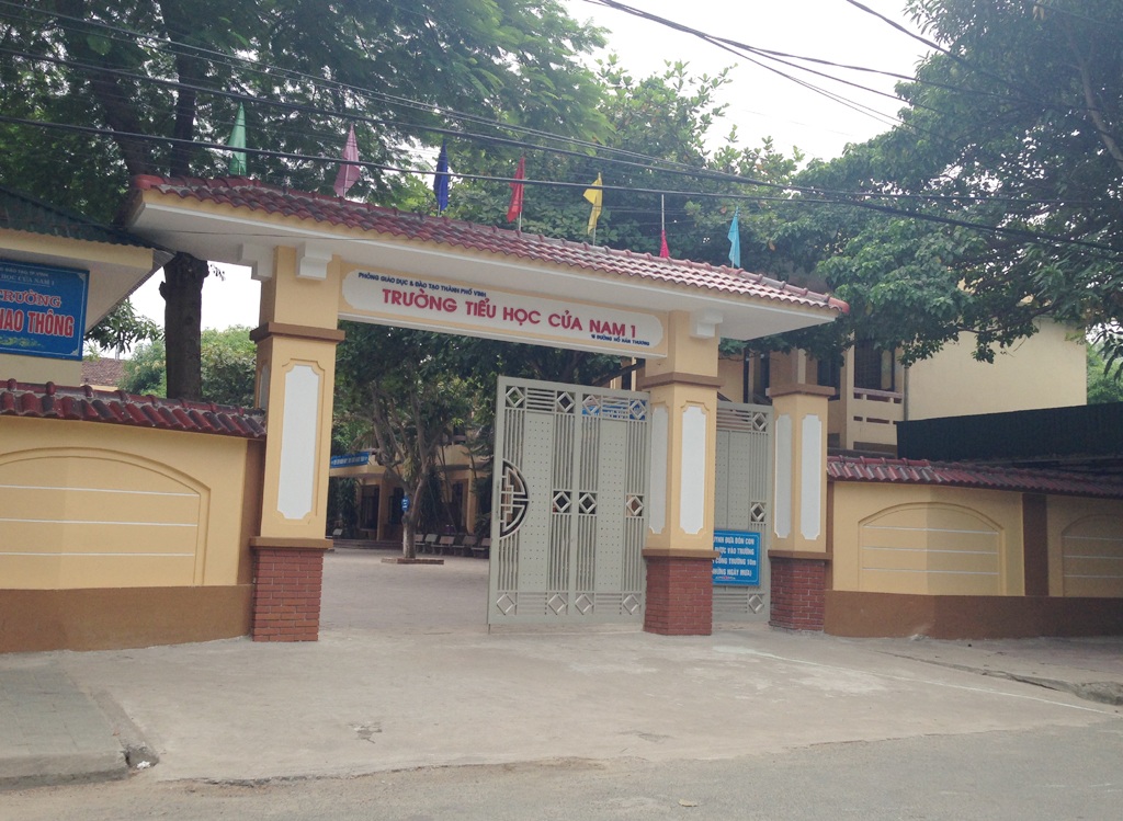 Vụ GV dùng thước phạt học sinh: Phụ huynh đề nghị nhà trường không kỷ luật GV - 1 Trường Tiểu học Cửa Nam 1 (Tp Vinh, Nghệ An).
